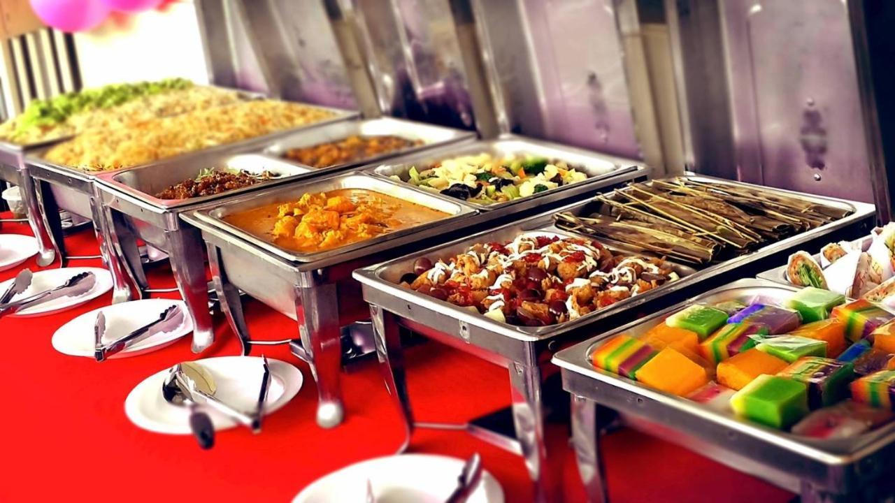 Parkside Plaza Muscat Hotel Luaran gambar