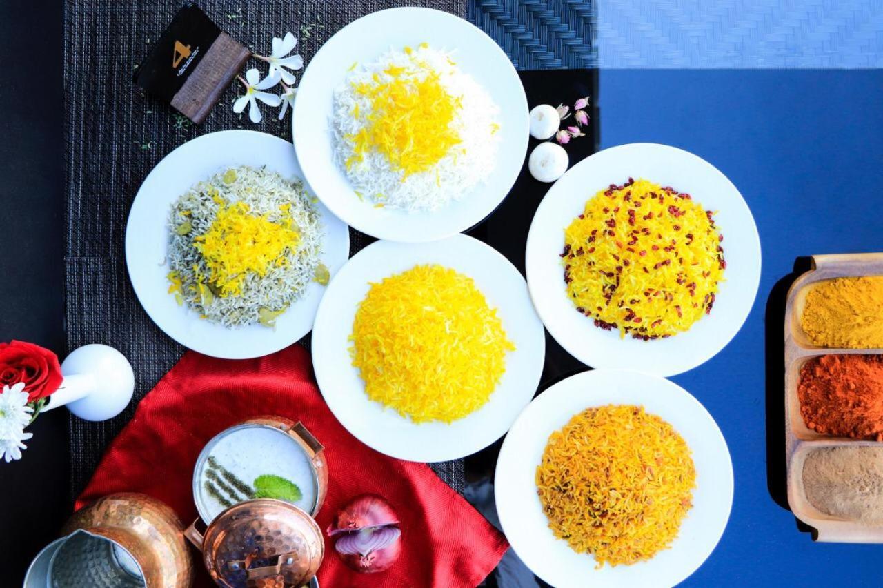Parkside Plaza Muscat Hotel Luaran gambar