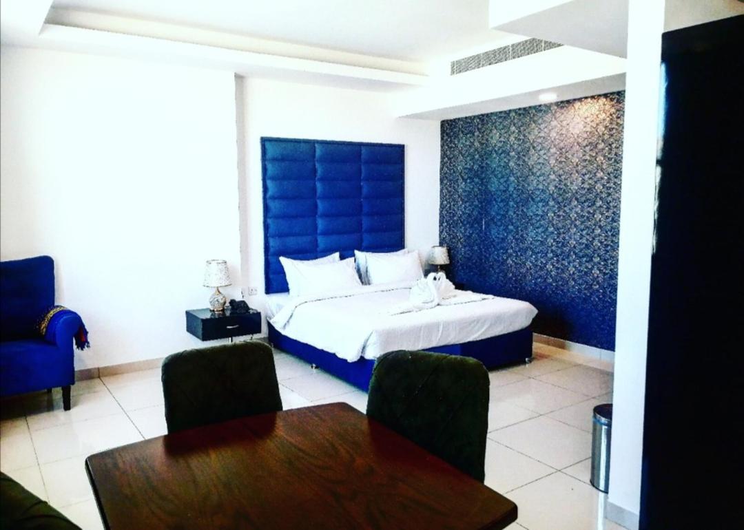 Parkside Plaza Muscat Hotel Luaran gambar